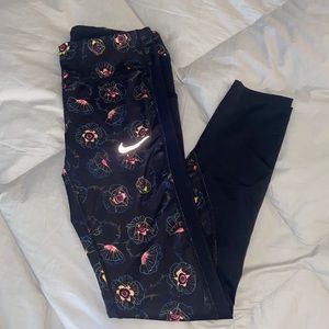 Perfect condition Nike Dri-Fit workout pants (size small)